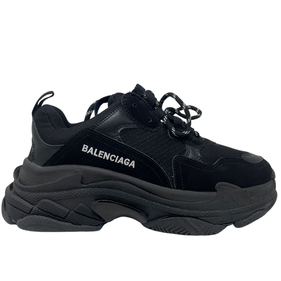N372O (D) BALENCIAGA TRIPLE S TRAINER 'TRIPLE BLACK'