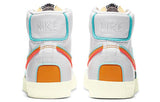 N370O NIKE BLAZER MID 77 INFINITE WHITE KUMQUAT CRIMSON