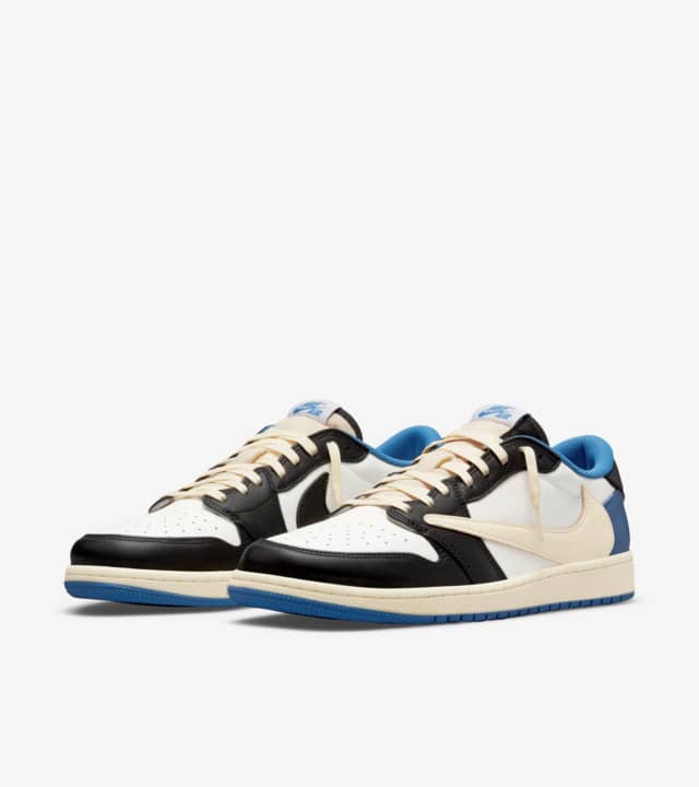 N370O Air Jordan 1 Low Travis Scott x Fragment