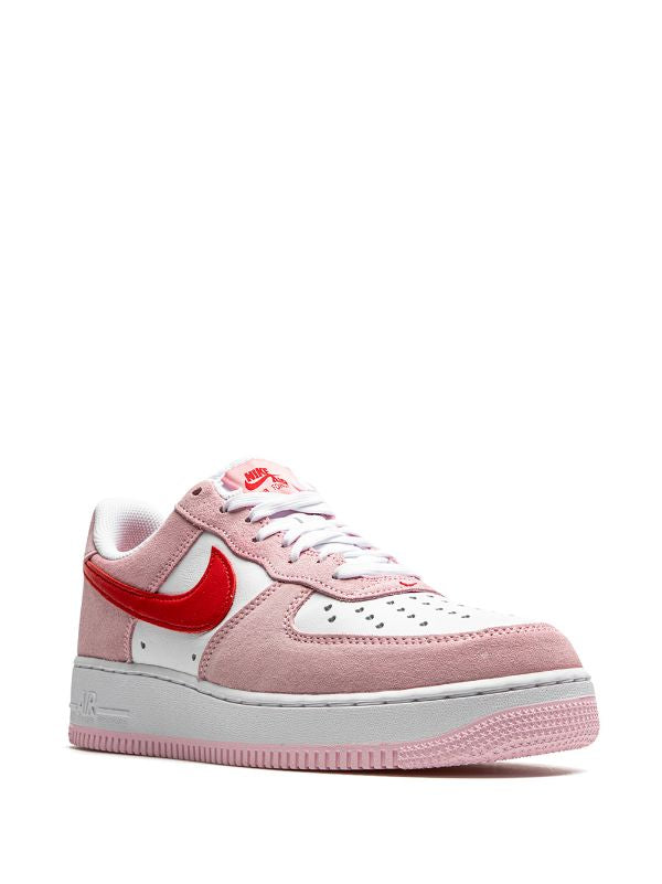 N370O Nike tenis Air Force 1 Valentine's Day Love Letter