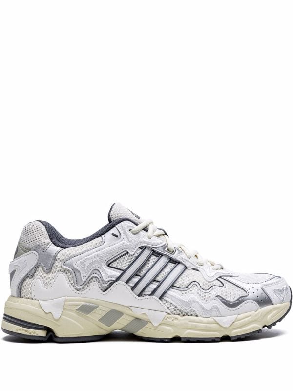 Mizunoid Beyond Mizuno ミズノモレリアネオ3β セルヒオ・ラモス