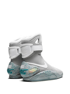 N370O Nike tenis Air Mag volver al futuro