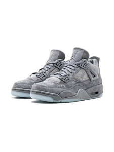 N370O Jordan Air Jordan 4 Retro Kaws
