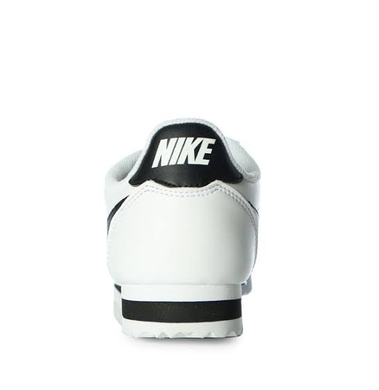 N372O NIKE CORTEZ BLANCO NEGRO DE PIEL