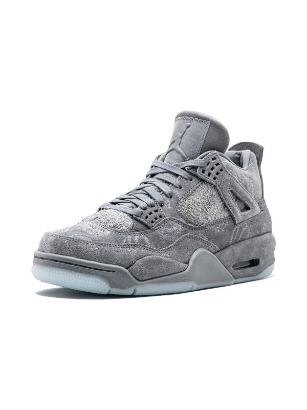 N370O Jordan Air Jordan 4 Retro Kaws