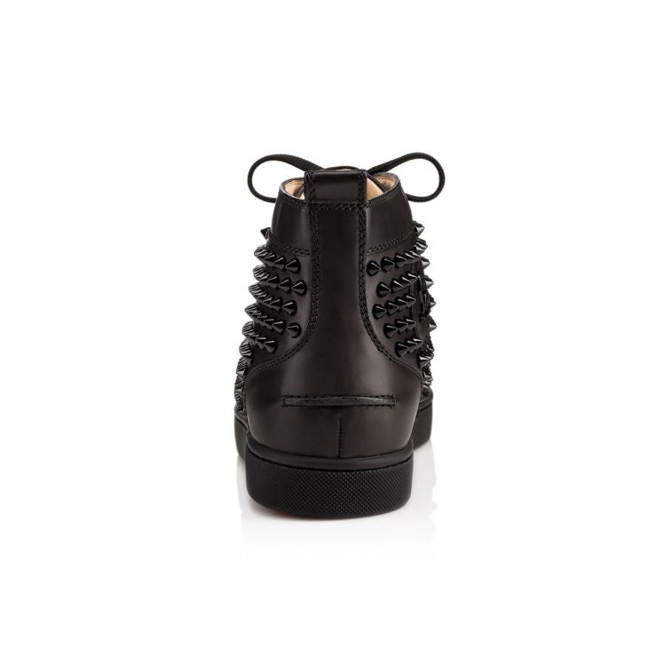 N372O Christian Louboutin's Louis Spikes Sneakers - Calf leather and spikes - Black ADD TO WISHLIST - LOUIS SPIKES - SNEAKERS - CALF LEATHER AND SPIKES - BLACK