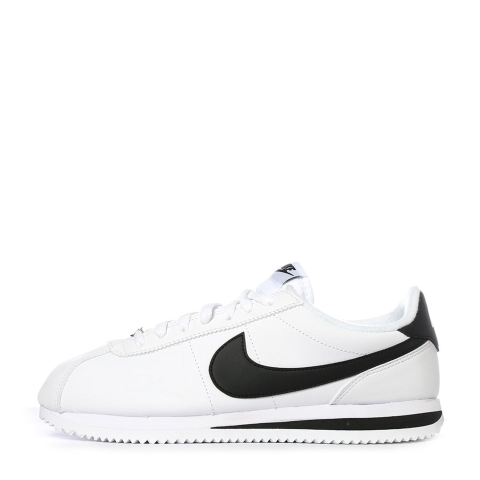 N372O NIKE CORTEZ BLANCO NEGRO DE PIEL